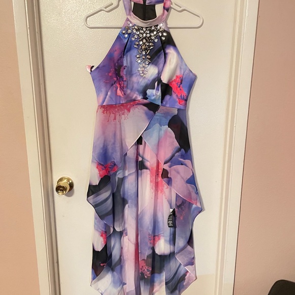 Bebe Asymmetrical Beaded Halter Dressy Top Size Small - Picture 2 of 9